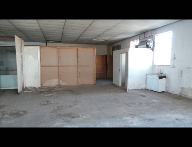 260M² WORKSHOP FOR SALE IN GEDULD